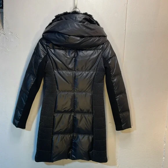 BCBGMaxazria Beautiful Black Puffer Knee Length Coat Removable Fur -XS- #0044 - Picture 2 of 16